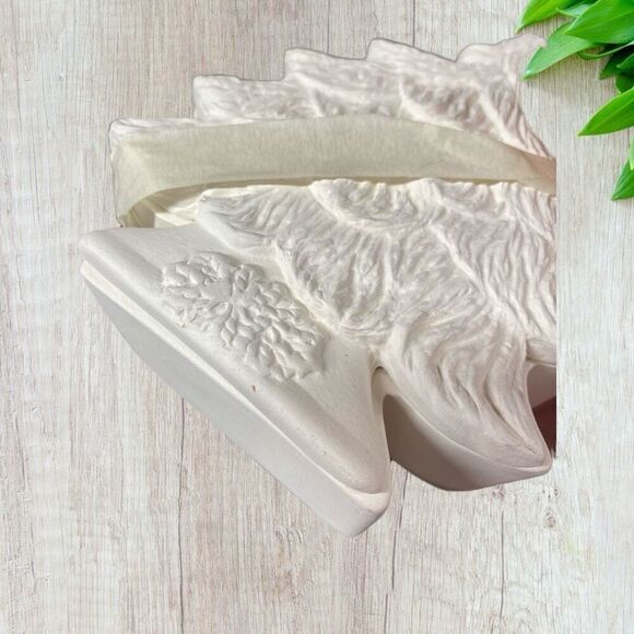 Ceramic Bisque Christmas Tree Trinket Box Ready to Paint - Picture 7 of 8